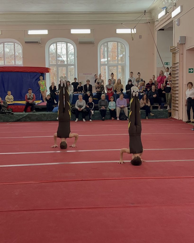 Открытые городские соревнования по спортивной акробатике посвященные Дню Защитника Отечества izobrazhenie whatsapp 2024 02 26 v 11.47.44 7e08e2f2 819x1024 - Открытые городские соревнования по спортивной акробатике посвященные Дню Защитника Отечества